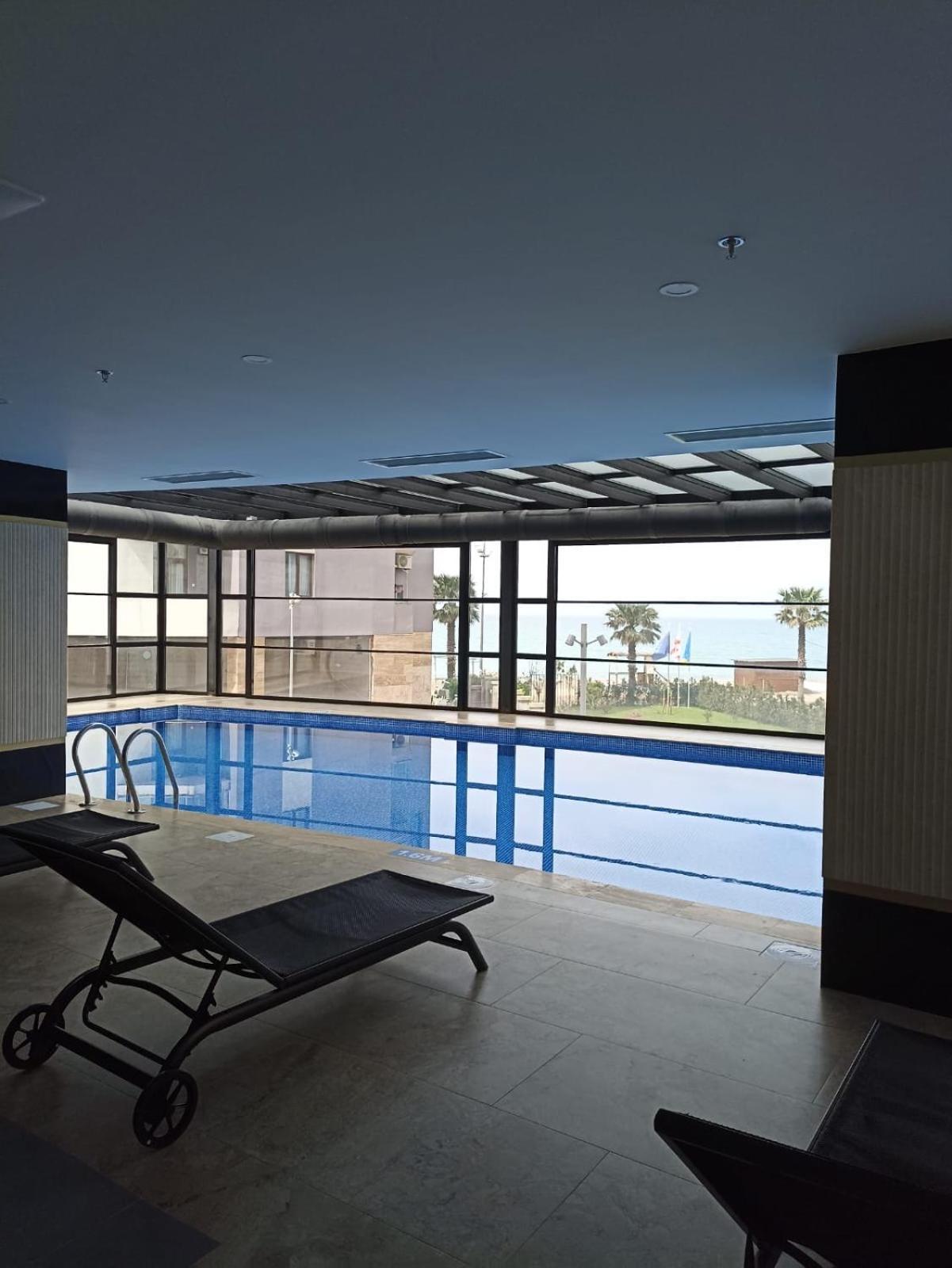 Hotel Navi 巴统 外观 照片